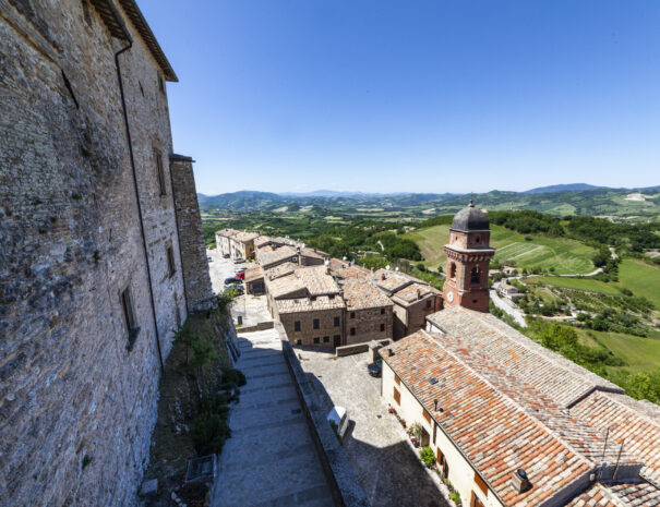 Castello_Interni_Esterni_Wide_06