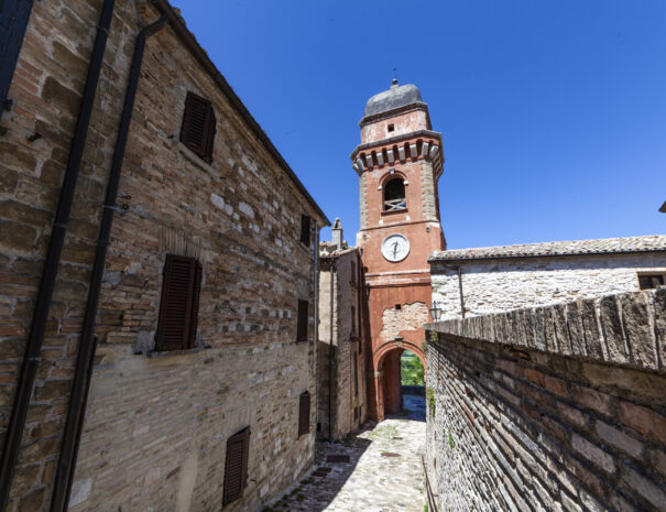 Castello_Wide_08